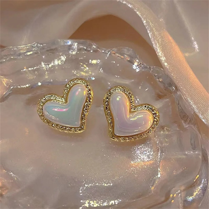 Heart-Shaped Pearl Stud Earrings
