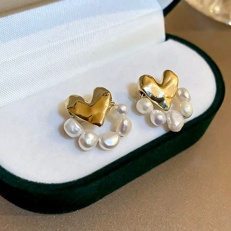 Love & Pearl Earrings