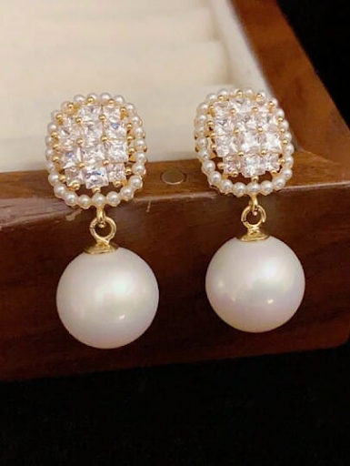 Lustrous Crystal Pearl Drop Earrings